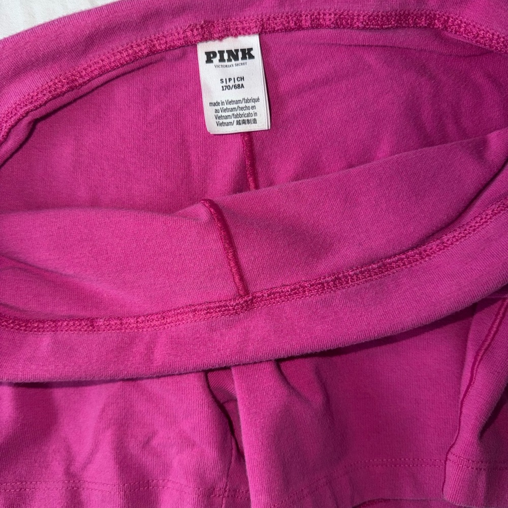 PINK Victoria's Secret Foldover Shorts - Picture 4 of 6